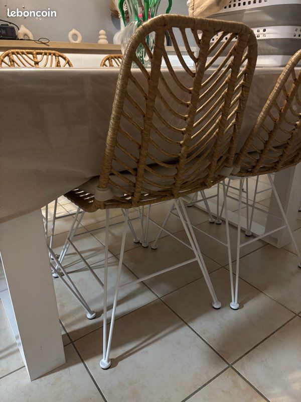 Chaises (image 2)