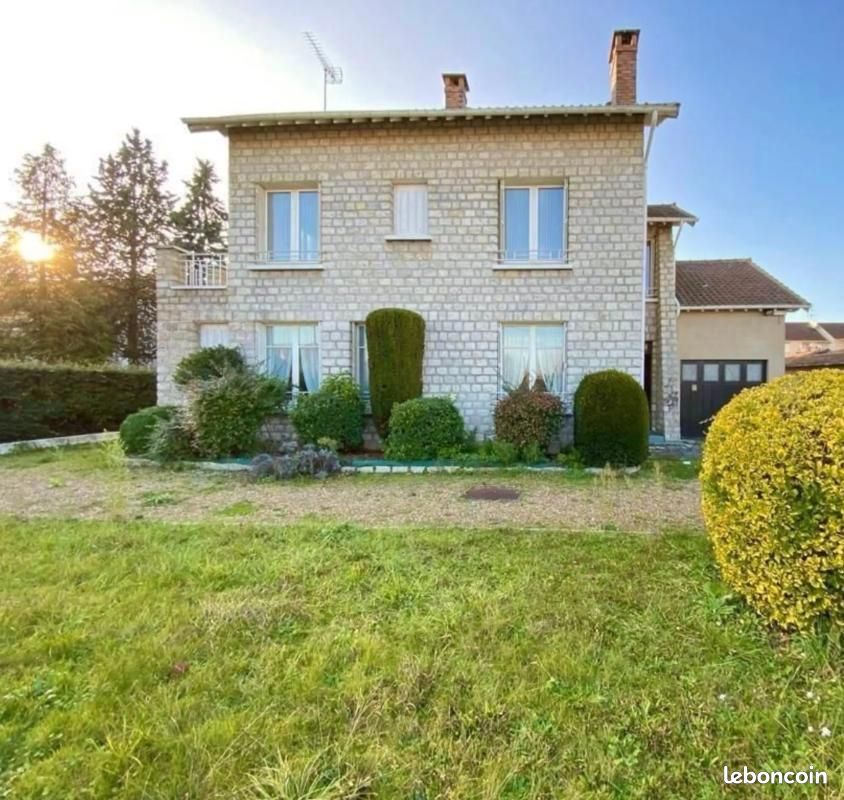 Maison 7 pièces 117 m² · à Saint-Pierre-lès-Nemours · 117 m² · 299 000 €