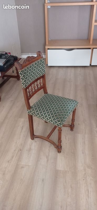 Chaise style Henri 2 (image 1)