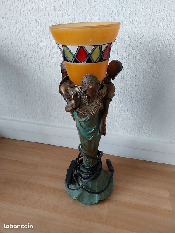 Lampe femmes Africaines (image 2)
