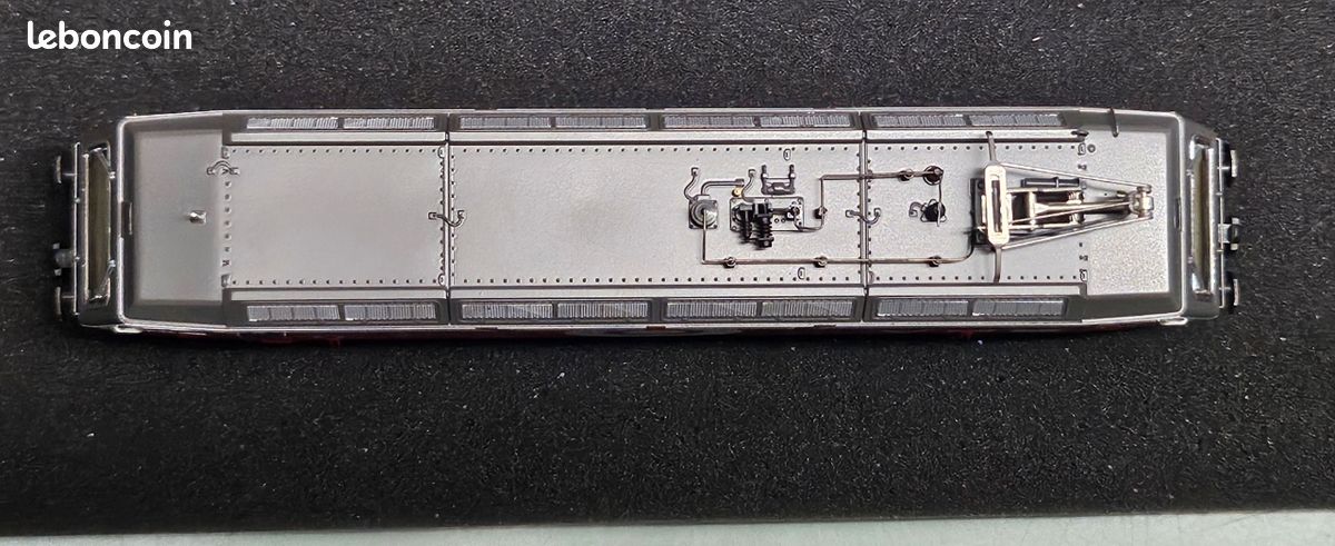 Hag 266 - locomotive re 4/4 vhb "menzau" - HO (image 3)