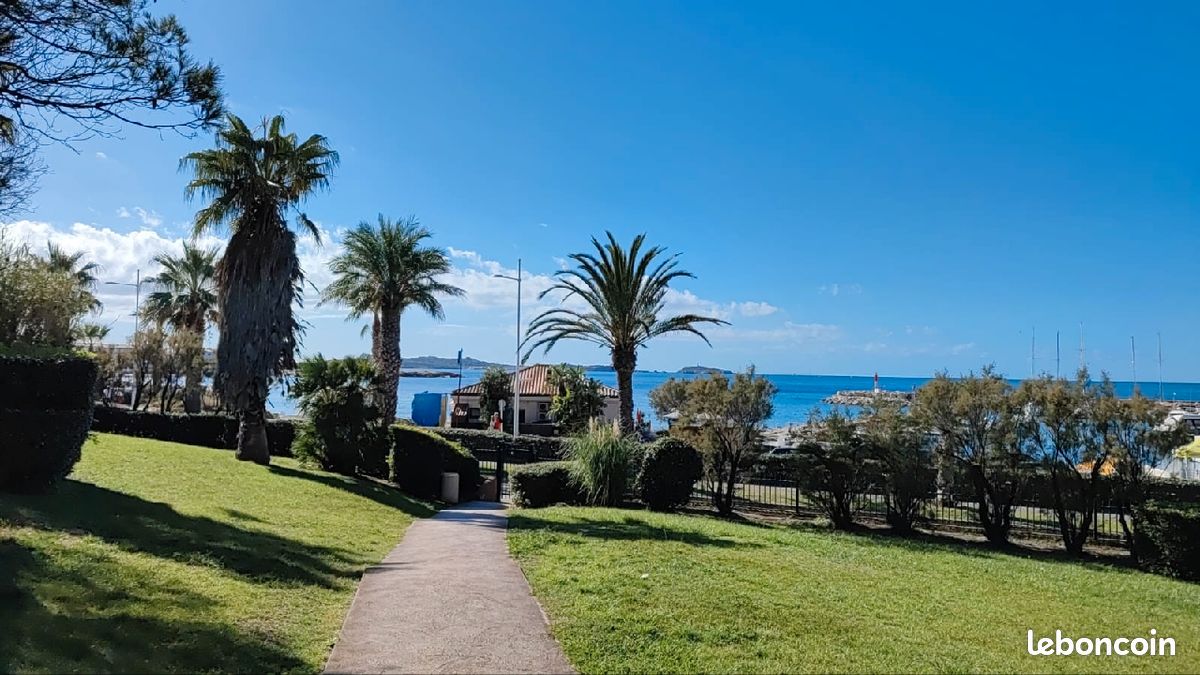 Location Vue mer à Six-Fours-les-plage Domaine de la Coudoulière (image 18)