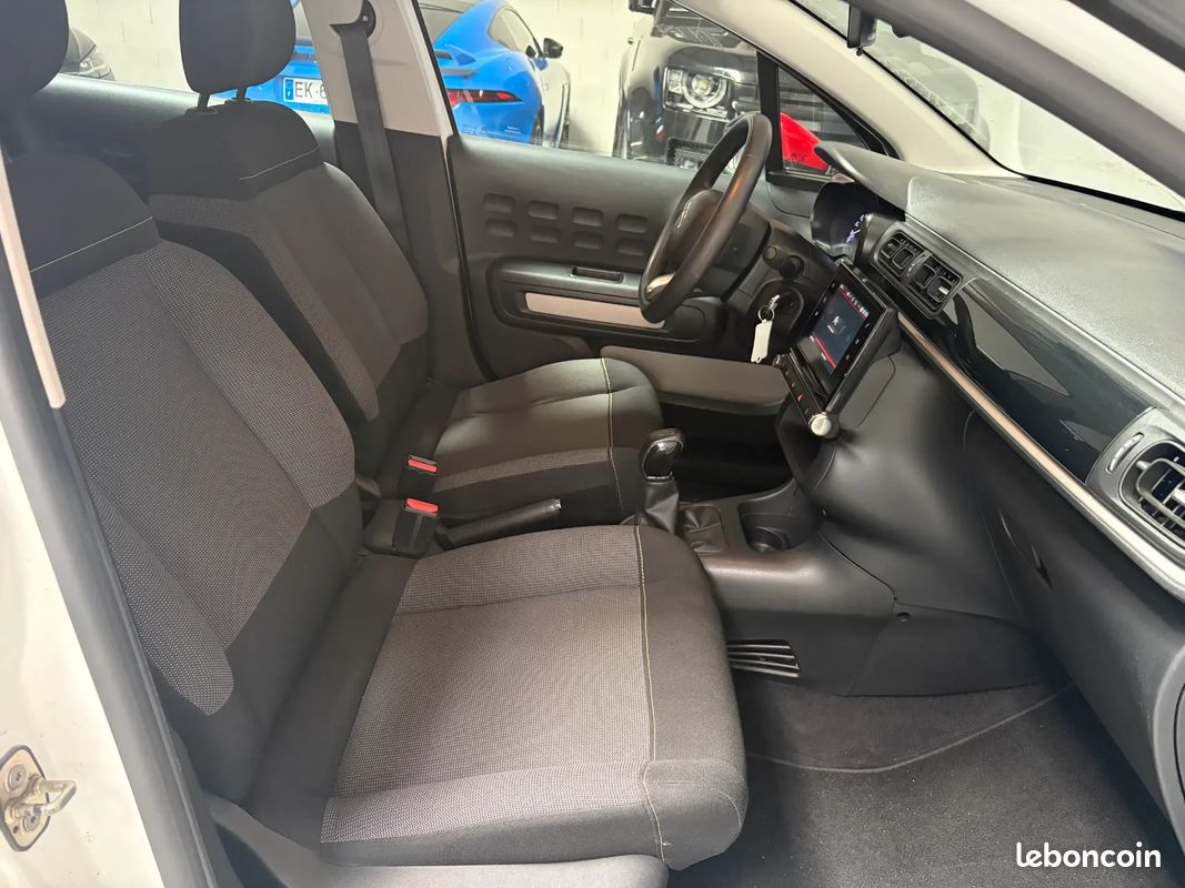 Citroen C3 Feel 82 ch - Origine France - Courroie effectuée - Radars de recul - GPS (image 25)