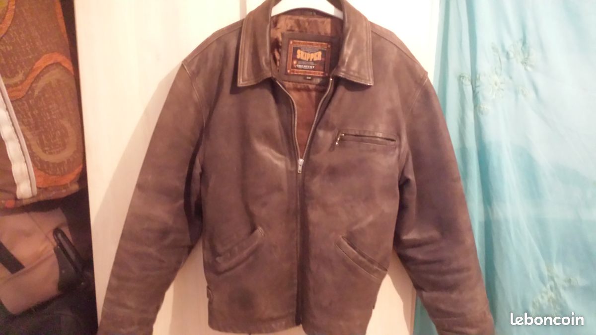 Veste cuir skipper tailleL Vêtements