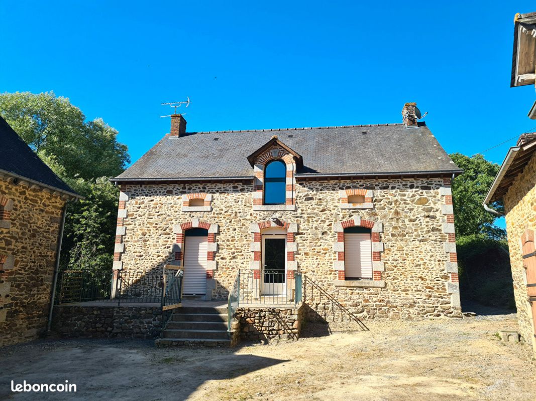 Maison 4 pièces 110 m² · à Cuillé · 110 m² · 710 €