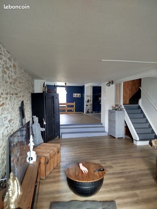 Maison 6 pièces 230 m² · à Baraqueville · 230 m² · 244 800 €