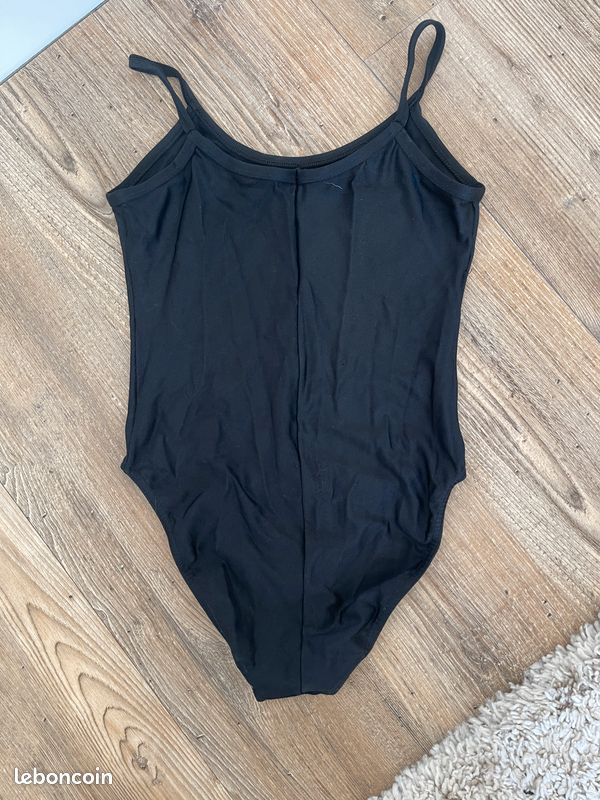 Tunique justaucorps noir body femme fille fines bretelles encolure