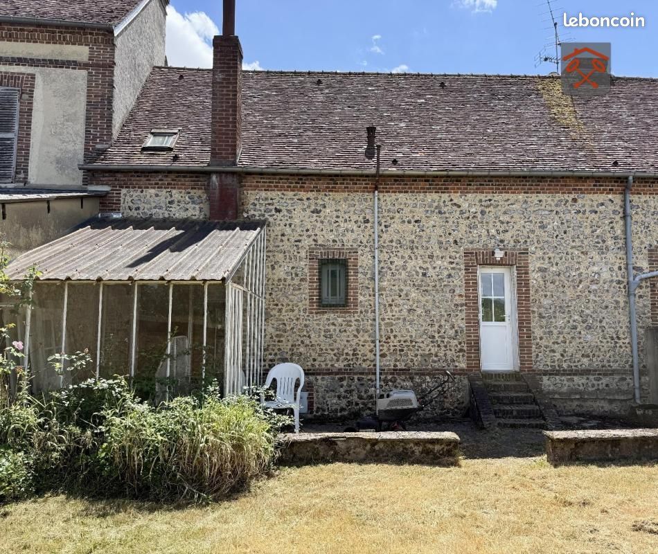 Maison 4 pièces 82 m² · à L'Aigle · 82 m² · 107 000 €