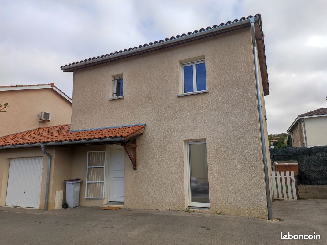 Maison 4 pièces 92 m² · à Guéreins · 92 m² · 299 000 €