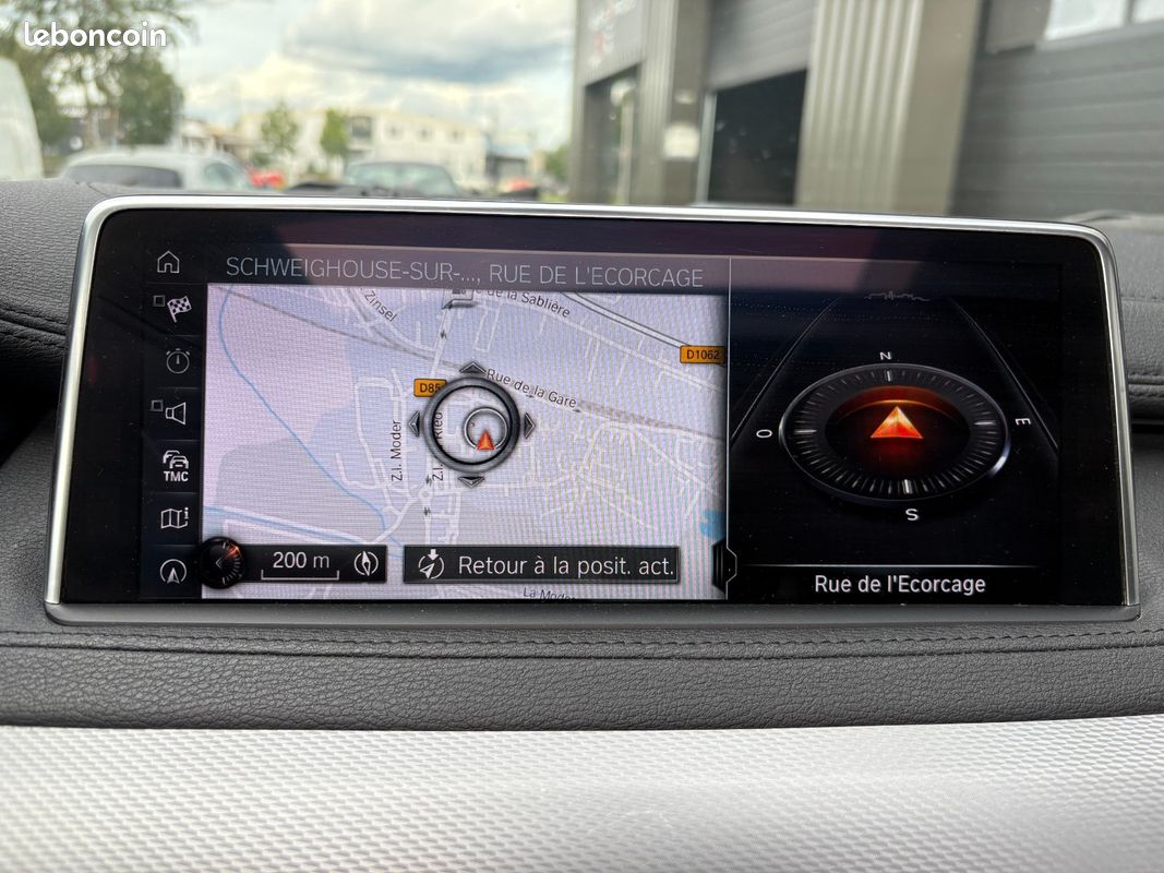 BMW X6 F16 xDrive30d 258 ch M Sport A avec TOIT OUVRANT / CAMERA / CARPLAY / SIEGES CHAUFFANTS (image 20)