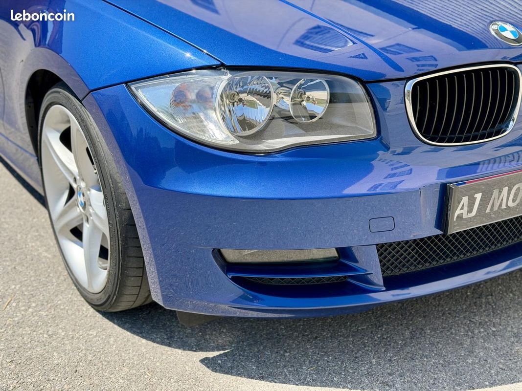 BMW SéRIE 1 COUPé 125i 3.0L 6 cylindres - Boîte manuelle - Montego Blue (image 36)