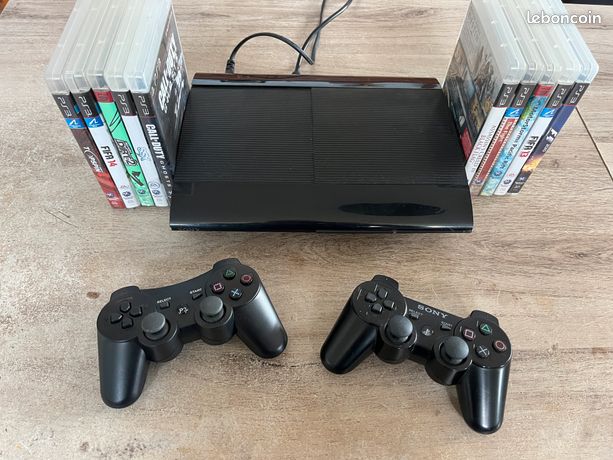PS3 Ultra Slim 500 Go + 2 manettes - Consoles