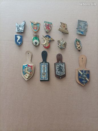 INSIGNE /BADGE /PUCELLE Ecole d'application du train A.Bertrand atlas