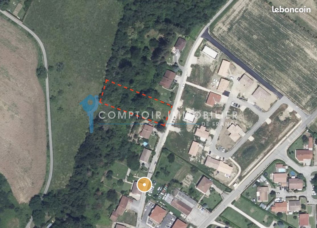 Terrain 2080 m² · à Crépol · 2 080 m² · 99 000 €