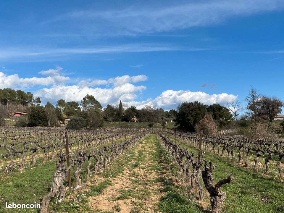 Terrain 1 405 m² Carces · à Carcès · 135 000 €