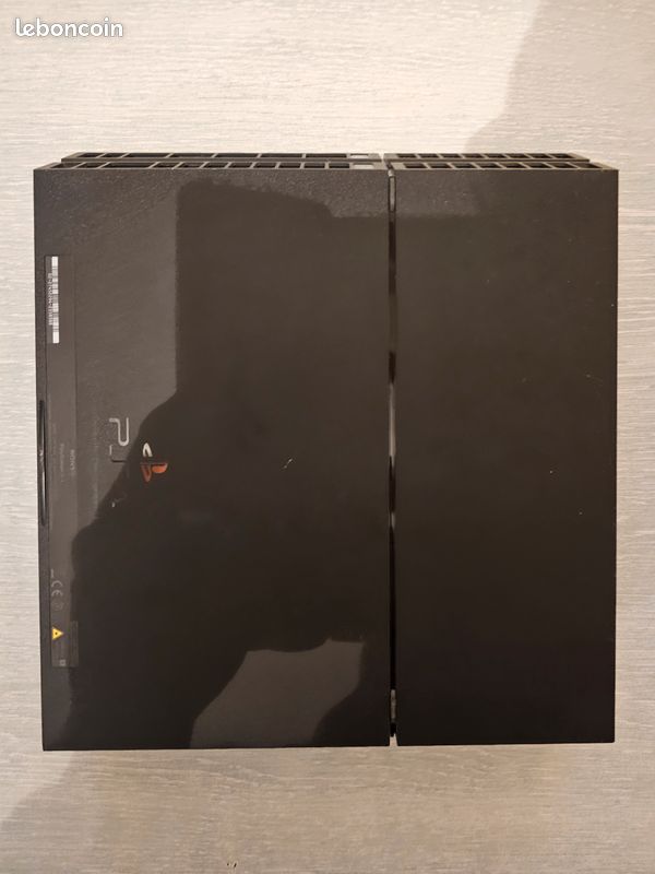 Ps4 + manettes + jeux (image 3)