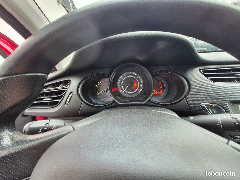 CITROEN C3 1.4 HDi 70CH ATTRACTION (image 10)