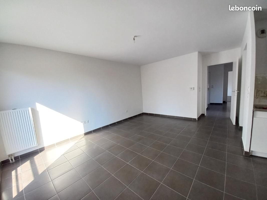 Appartement 3 pièces 77 m² · à Valenciennes · 77 m² · 825 €/mois