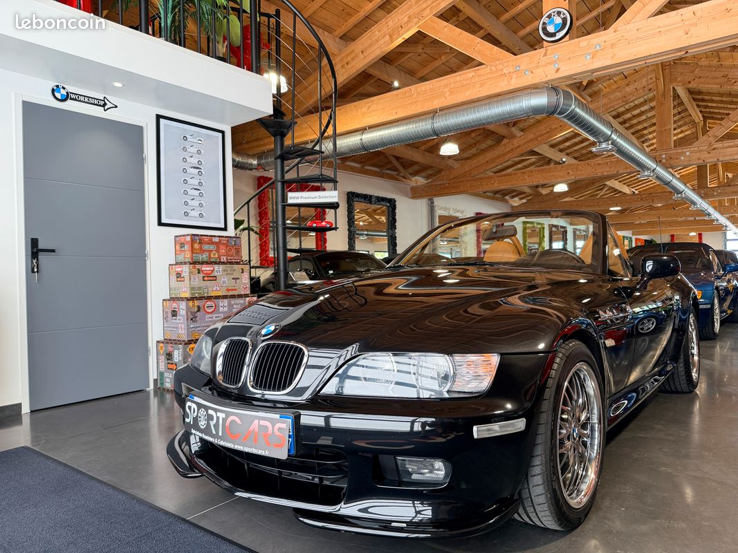 BMW Z3 2.2 6 Cylindres 170cv Phase 2 "INDIVIDUAL" Black-Sapphire / Sièges Sport Cuir Caramel 02/2002 "1ERE MAIN" SEULEMENT 25.000 km "ÉTAT NEUF" *LIVRAISON POSSIBLE (image 1)