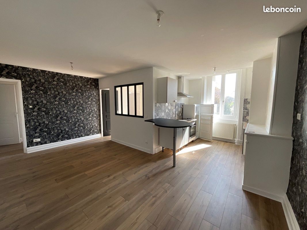 Appartement 3 pièces 49 m² · à Savigneux · 49 m² · 505 €/mois
