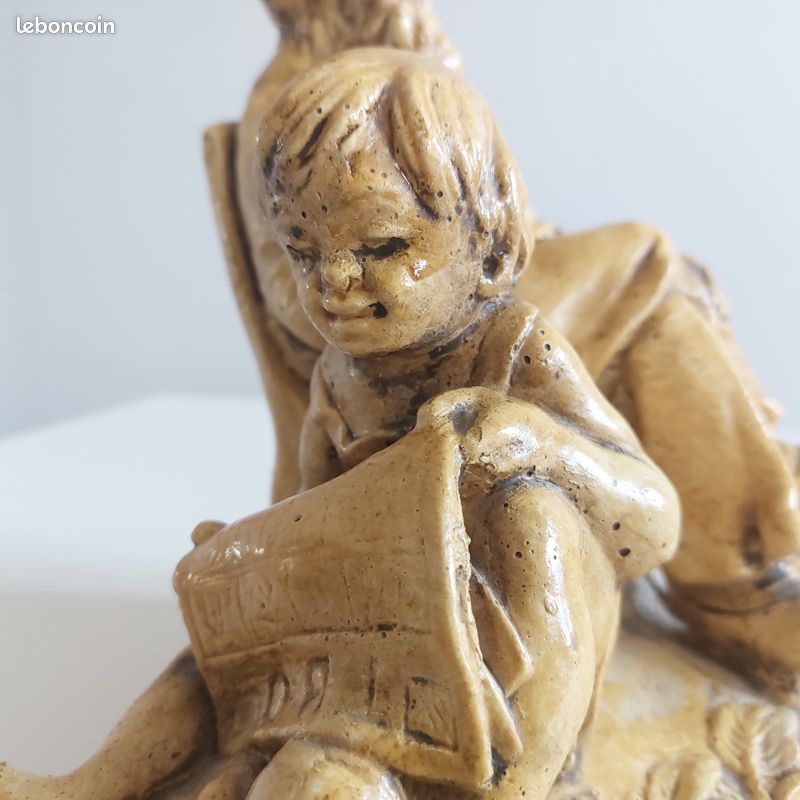 Groupe en pierre sculptée (image 7)