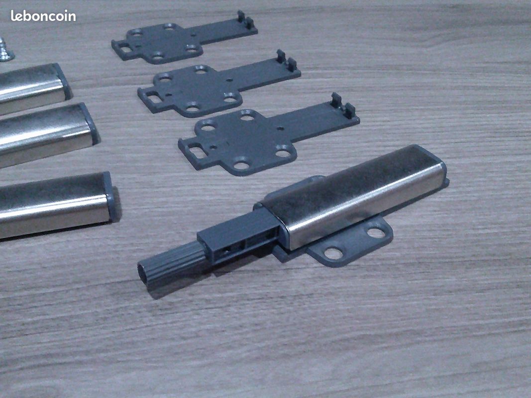 4 Poussoirs porte Ikea besta (image 3)