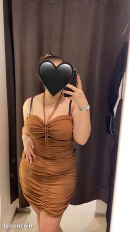 Mini-jupe Zara à carreaux, taille M en laine (Neuf (Voir description