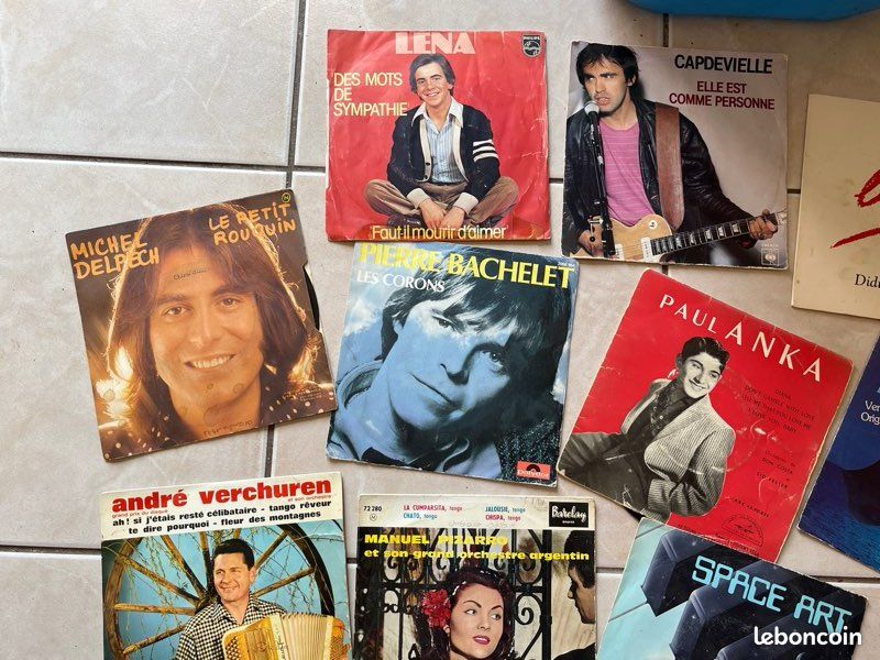 Lot de 17 disques vinyles 45 tours (image 4)