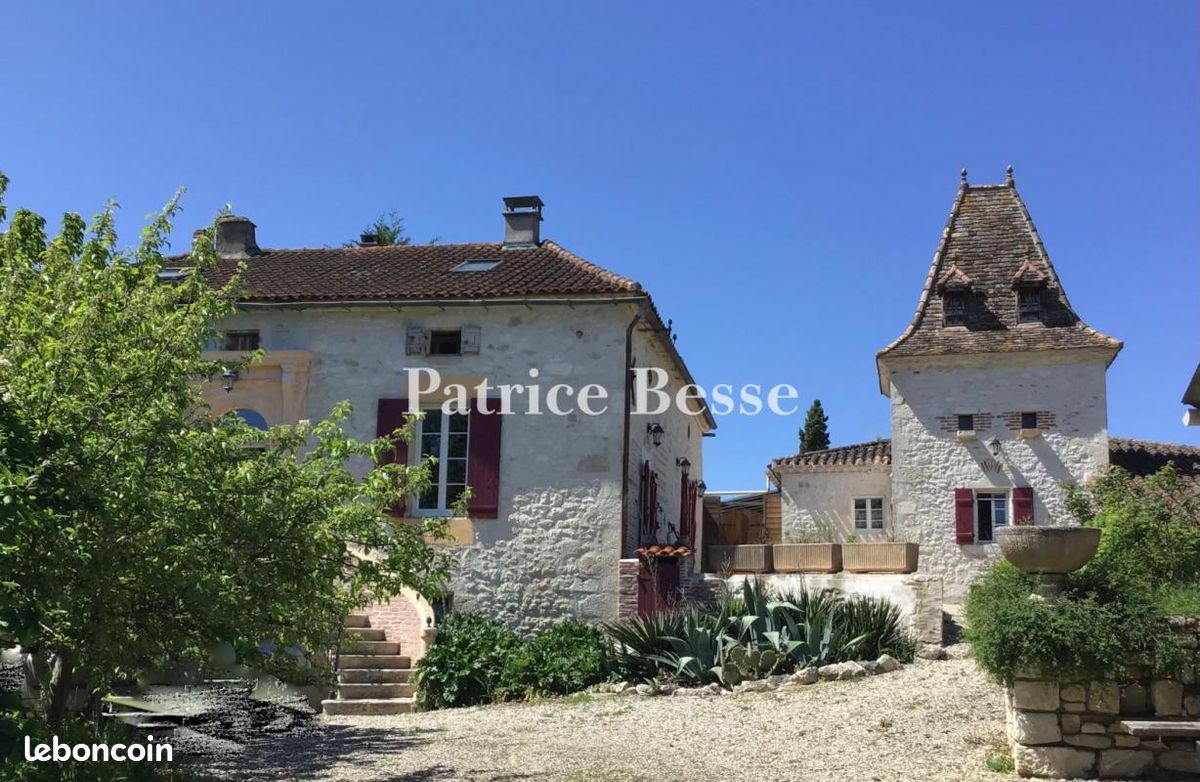 Maison 7 pièces 215 m² · à Penne-d'Agenais · 215 m² · 399 000 €
