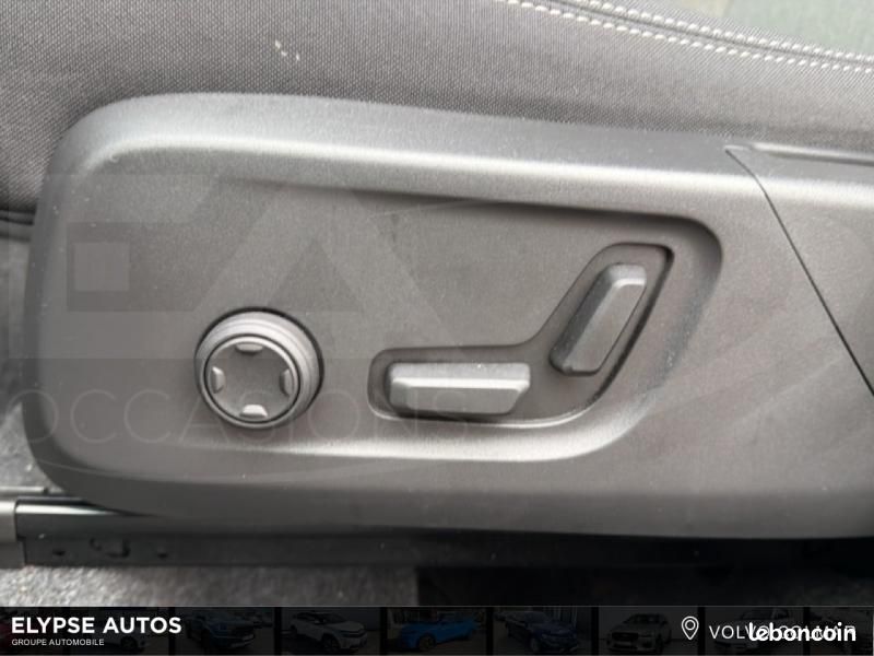 Volvo XC40 B3 163ch Plus DCT 7 (image 19)