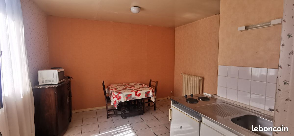 Appartement 2 pièces 24 m² · à Brive-la-Gaillarde · 24 m² · 415 €