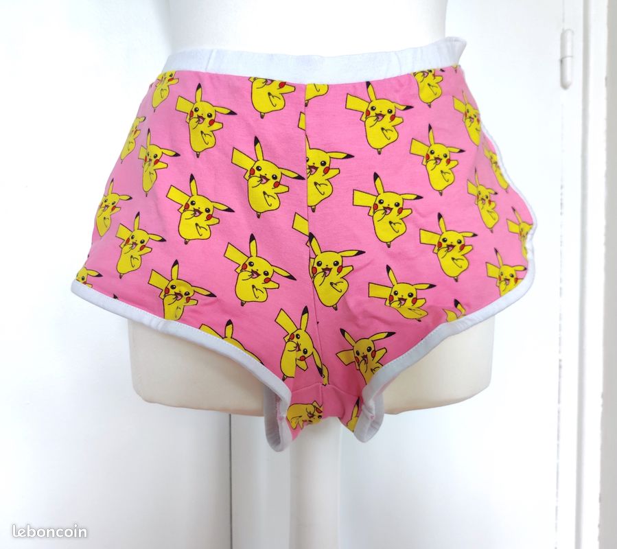 Mini short coupe sport Pokémon Pikachu collab Undiz taille M