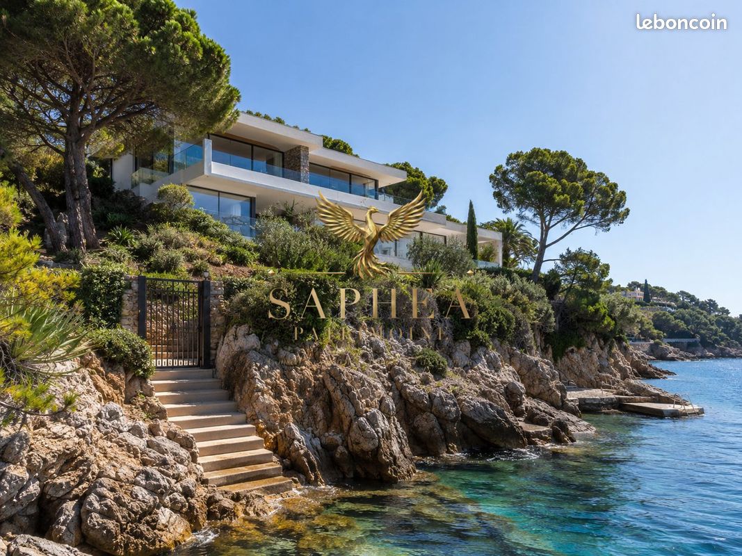 Maison 7 pièces 400 m² · à Carqueiranne · 400 m² · 8 500 000 €