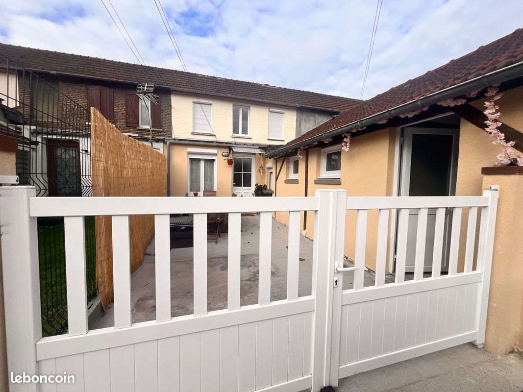 Maison 4 pièces 70 m² · à Oissel · 70 m² · 138 000 €