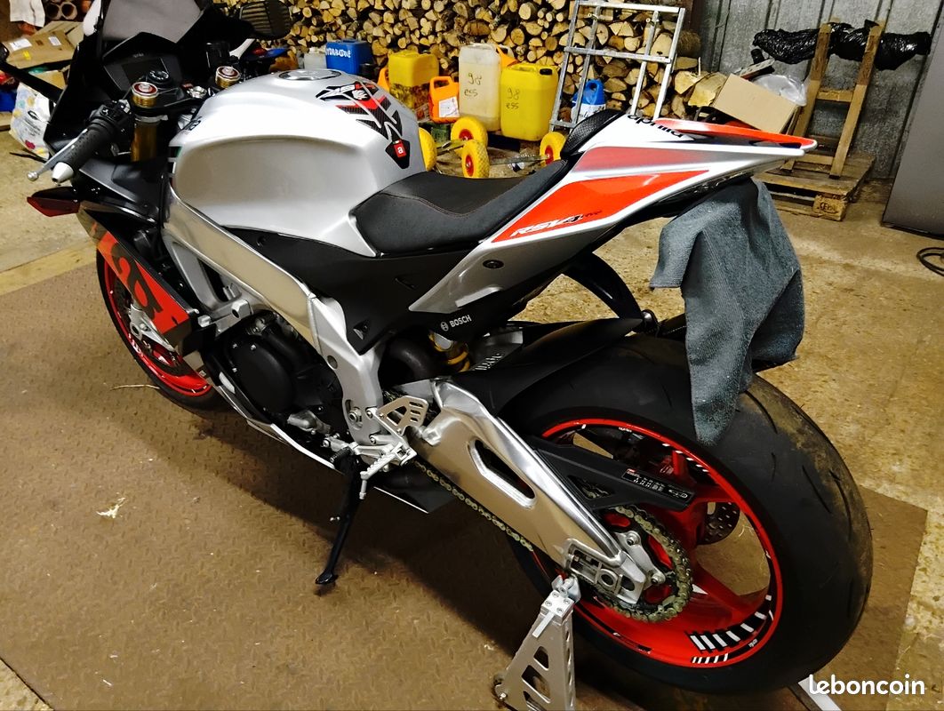 Aprilia rsv4 1000 (image 3)