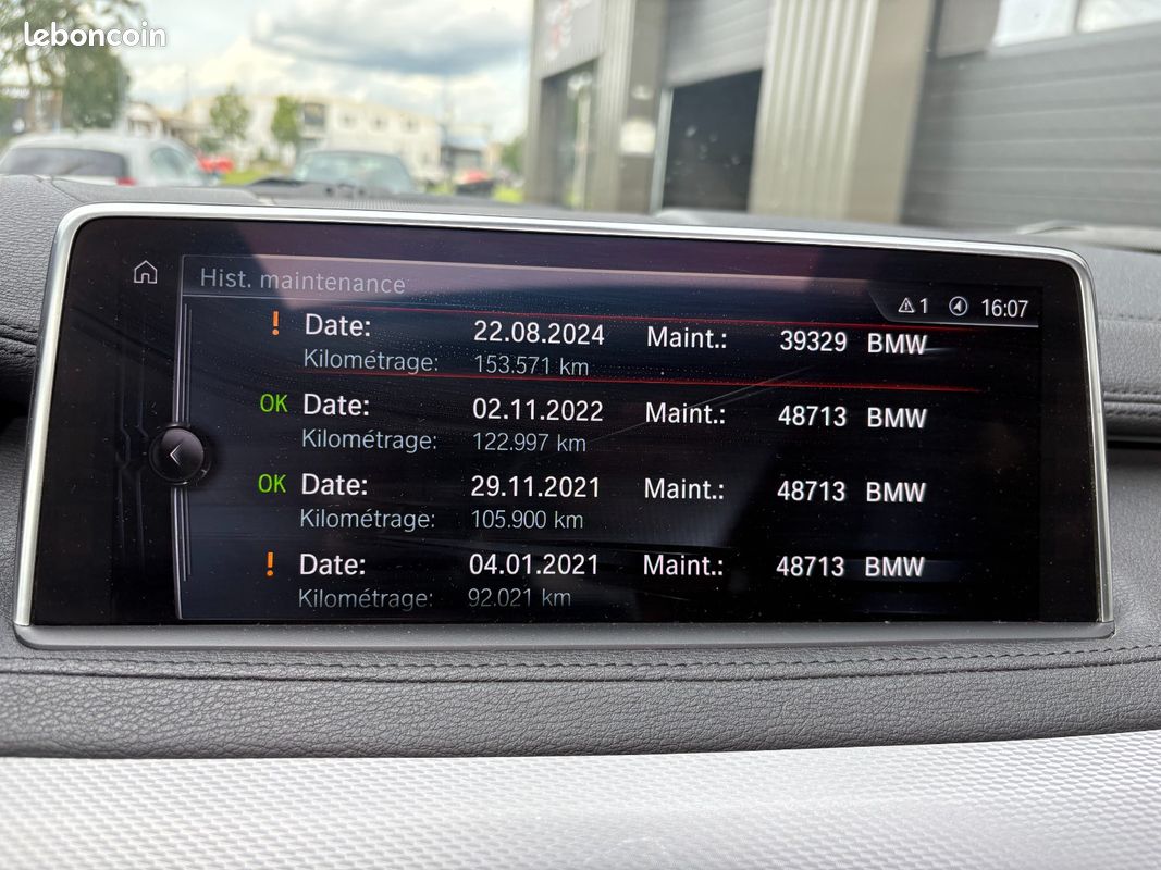 BMW X6 F16 xDrive30d 258 ch M Sport A avec TOIT OUVRANT / CAMERA / CARPLAY / SIEGES CHAUFFANTS (image 23)