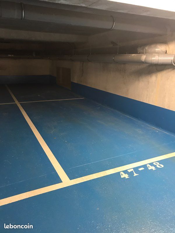 Vends 2 places de parking en sous-terrain · à Cormeilles-en-Parisis · 12 000 €