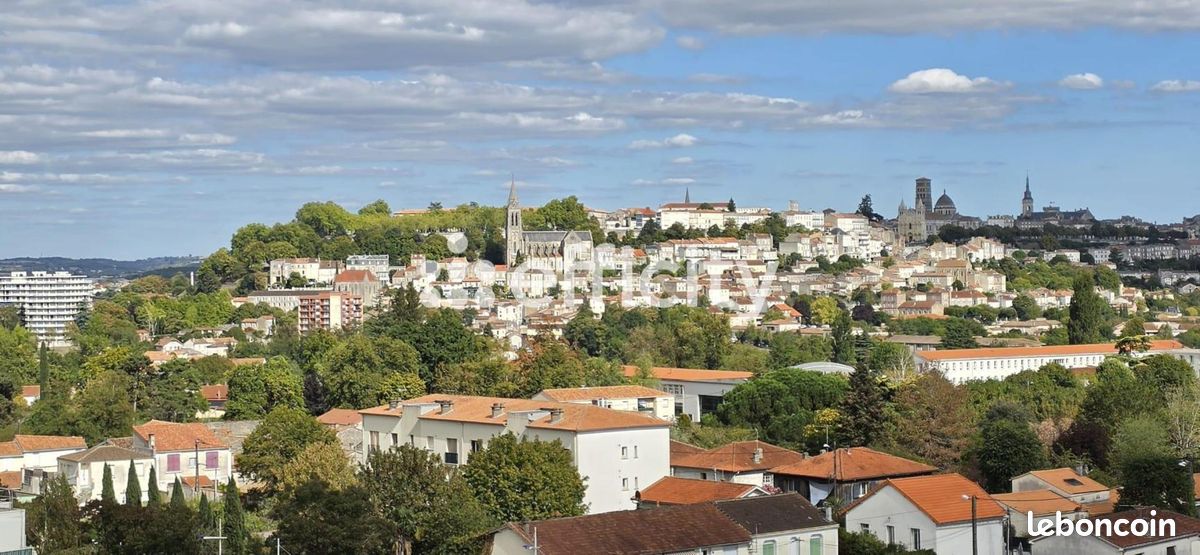 Appartement 5 pièces 96 m² · à Angoulême · 96 m² · 109 900 €