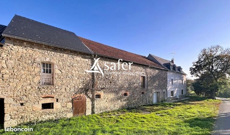 Propriété 5 pièces 212 m²