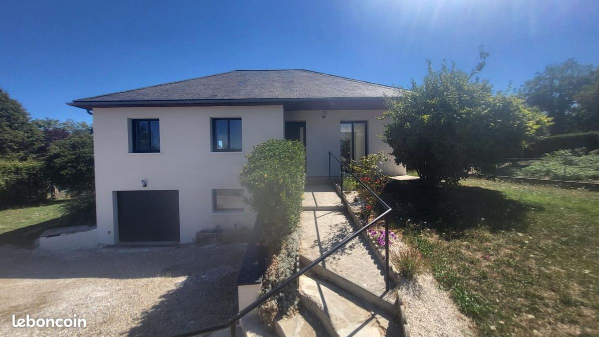 Maison 4 pièces 90 m² · à Rignac · 90 m² · 272 000 €