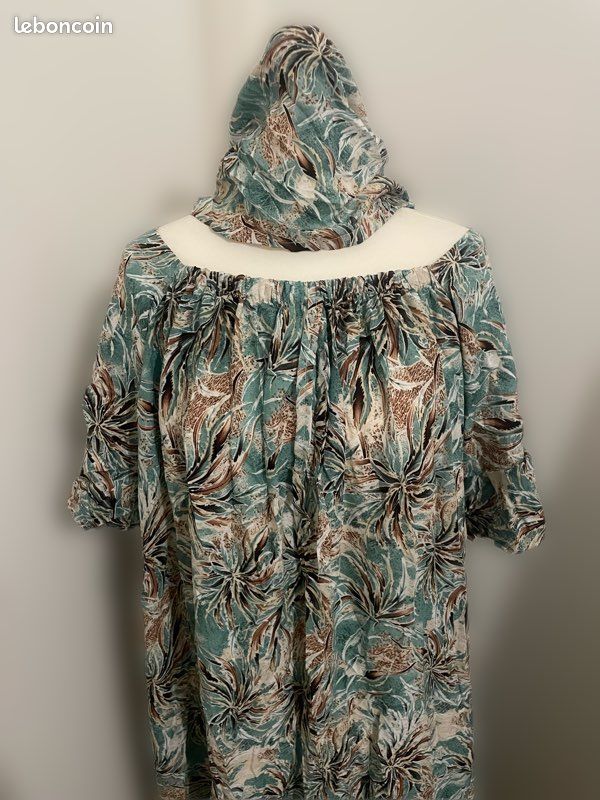 Robe (image 1)