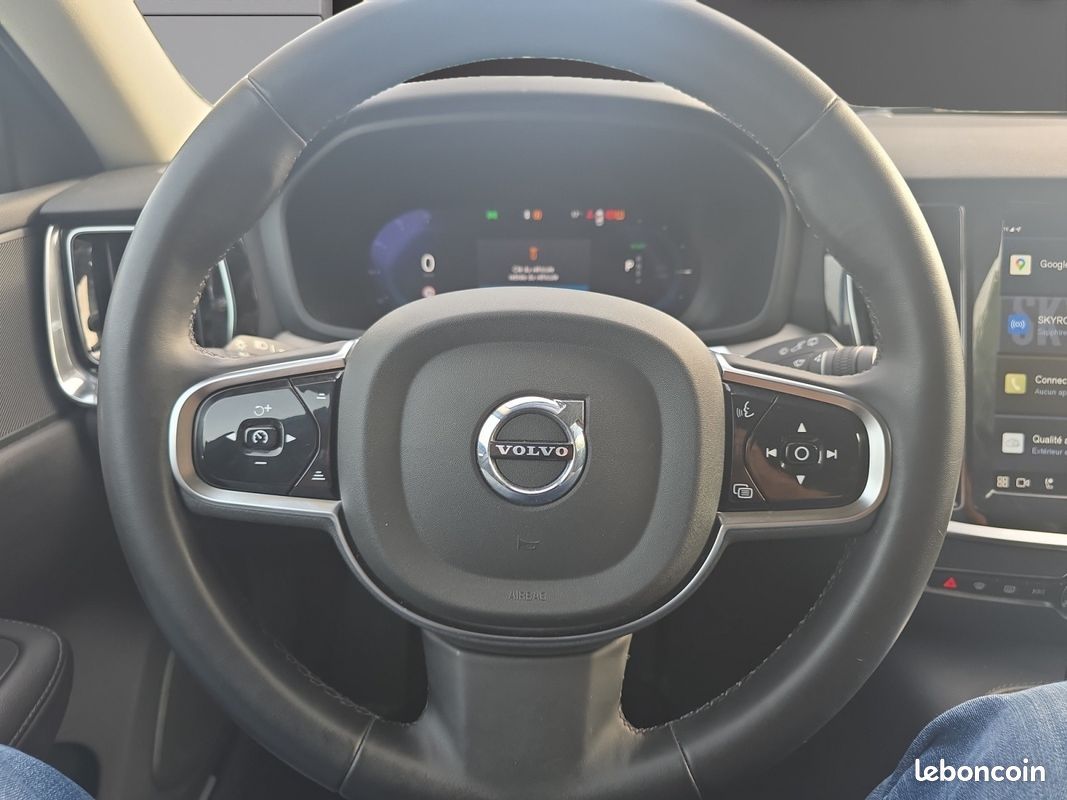 VOLVO V60 253 ch + 145 ch Geartronic / 8 Plus T6 AWD Recharge (image 13)