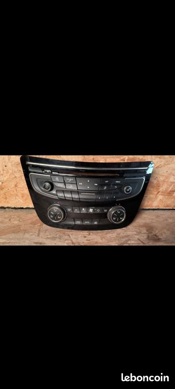 Façade autoradio CITROËN PEUGEOT 508 (image 1)