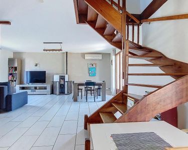Maison 325 000 € - 91 m²