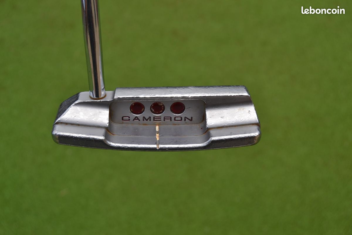 Poignée Putter Titleist Scotty Cameron Pistolero Plus – 2023 – Gris/rouge Neuve