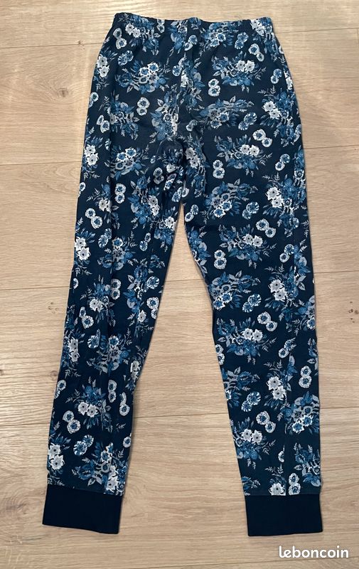 Pantalon bleu a fleurs (image 2)