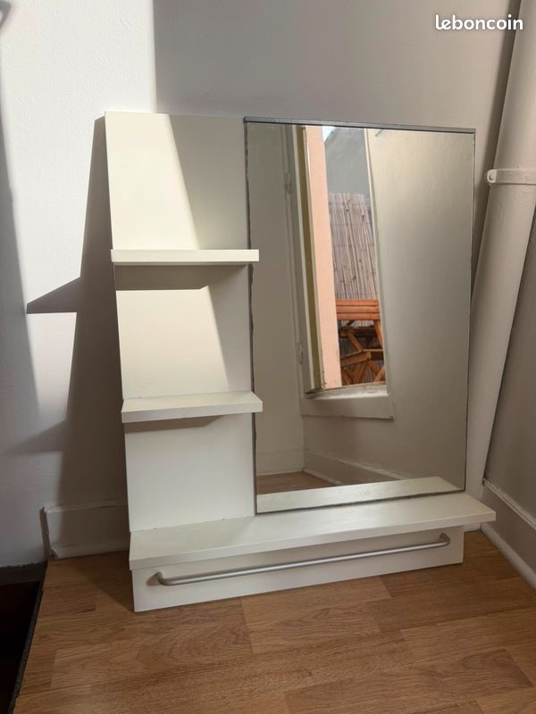 Miroir salle de bain (image 1)