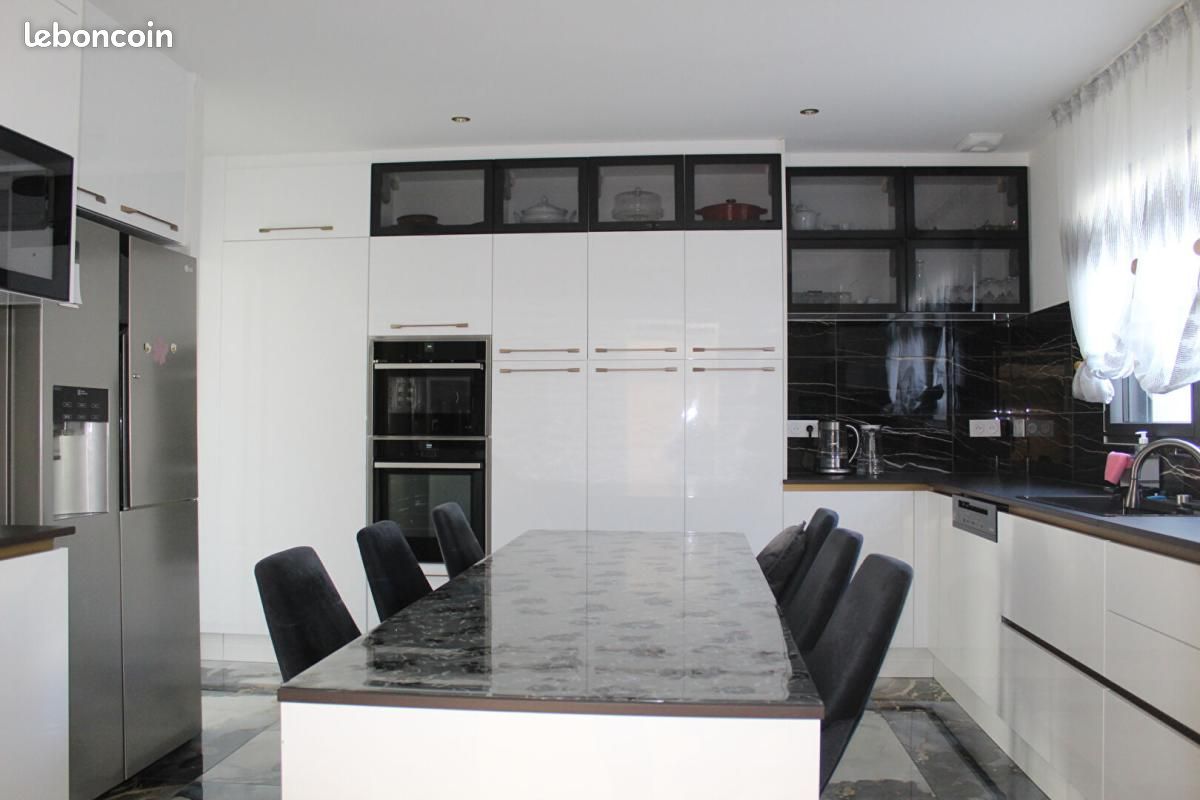 Maison 7 pièces 180 m² · à Ploufragan · 180 m² · 623 940 €