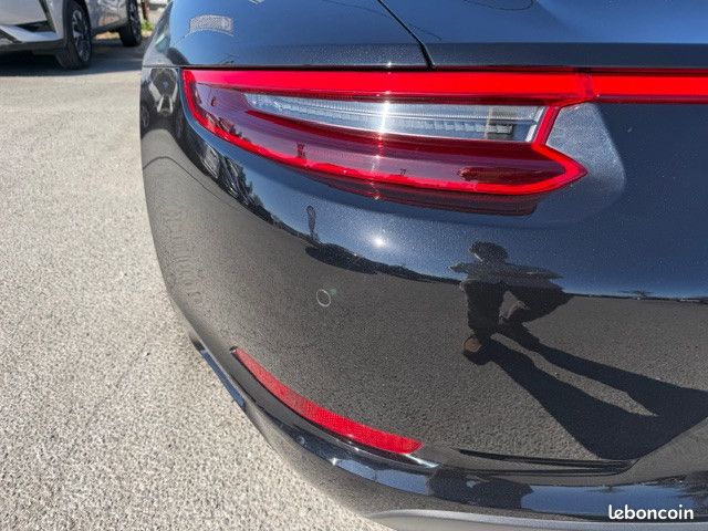 Porsche 911 Carrera 4 GTS PDK,LIFT,SIEGES CHAUFFANTS, CAMERA DE RECUL, TOE ETC... (image 15)