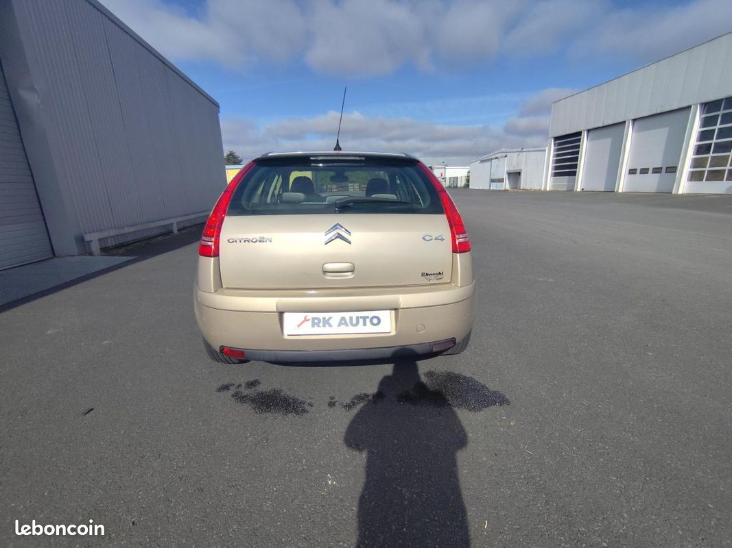 CITROEN C4 1.6i 16V - 110 BERLINE Pack Ambiance PHASE 1 (image 9)